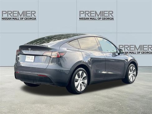 Used 2023 Tesla Model Y Long Range AWD/4WD image 25