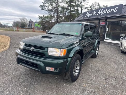Used 2001 Toyota 4Runner SR5 image 2