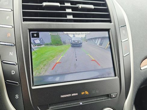 Used 2019 Lincoln MKC Select w/ MKC Climate Package AWD/4WD image 23