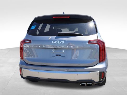 Used 2025 Kia Telluride S image 14