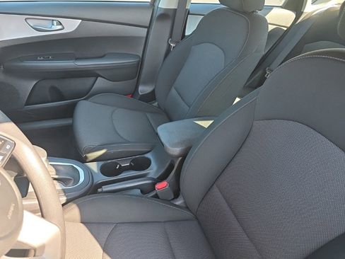 Used 2024 Kia Forte LXS image 17