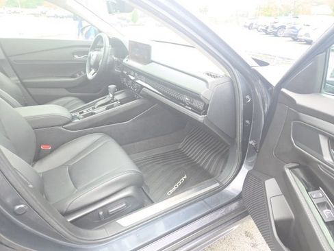 Certified 2023 Honda Accord Touring image 25