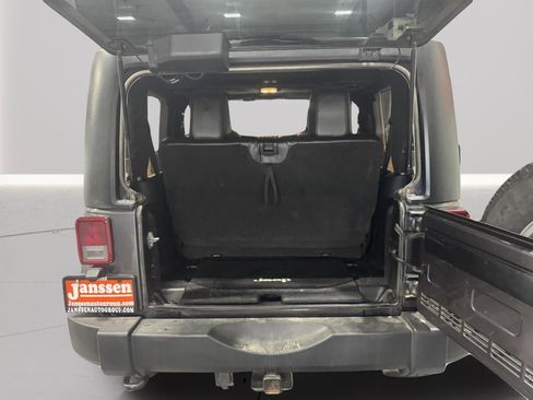 Used 2014 Jeep Wrangler Sport w/ Quick Order Package 24S AWD/4WD image 8