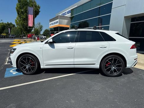 Used 2021 Audi Q8 Prestige AWD/4WD image 8