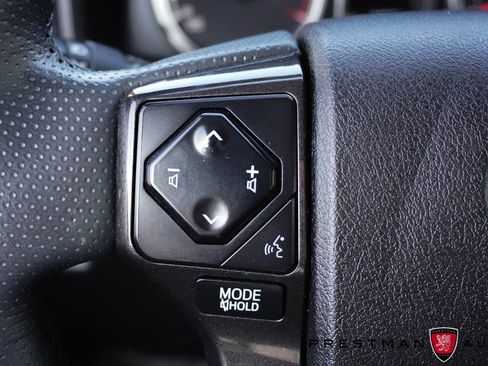 Used 2024 Toyota 4Runner TRD Off-Road Premium image 28