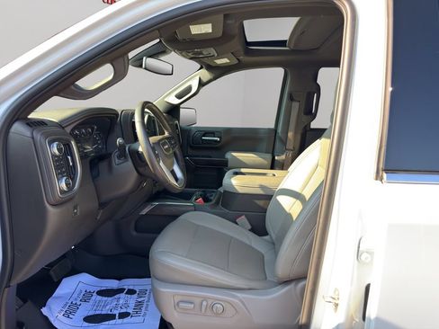 Used 2021 GMC Sierra 1500 SLT w/ SLT Premium Plus Package AWD/4WD image 3