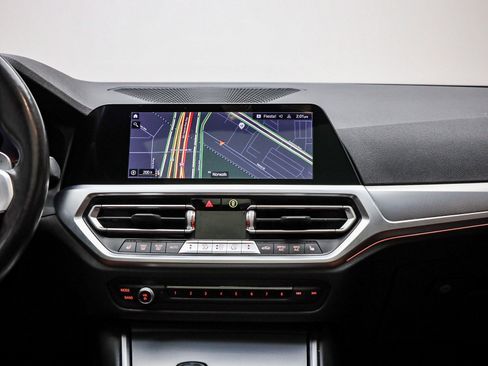 Used 2022 BMW 330i Sedan w/ M Sport Package image 15