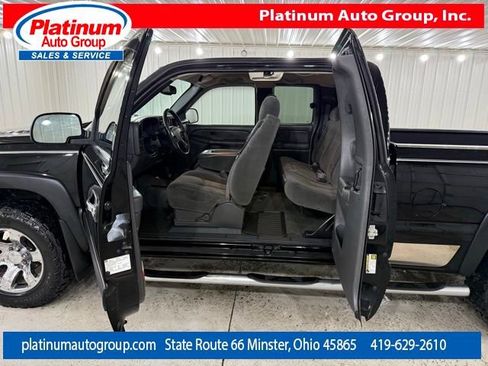 Used 2004 Chevrolet Silverado 1500 w/ Light Duty Power Package image 24