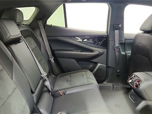 Used 2025 Chevrolet Blazer EV RS image 25