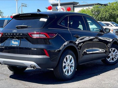Certified 2024 Ford Escape Active AWD/4WD image 12