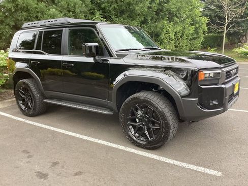 Used 2025 Toyota Land Cruiser w/ Premium Package AWD/4WD image 9