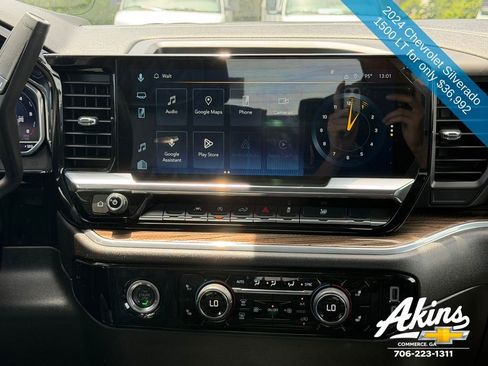 Used 2024 Chevrolet Silverado 1500 LT AWD/4WD image 22