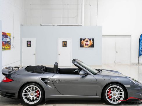 Used 2010 Porsche 911 Turbo image 24