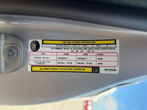 Used 2024 Chrysler Pacifica Touring-L FWD image 30