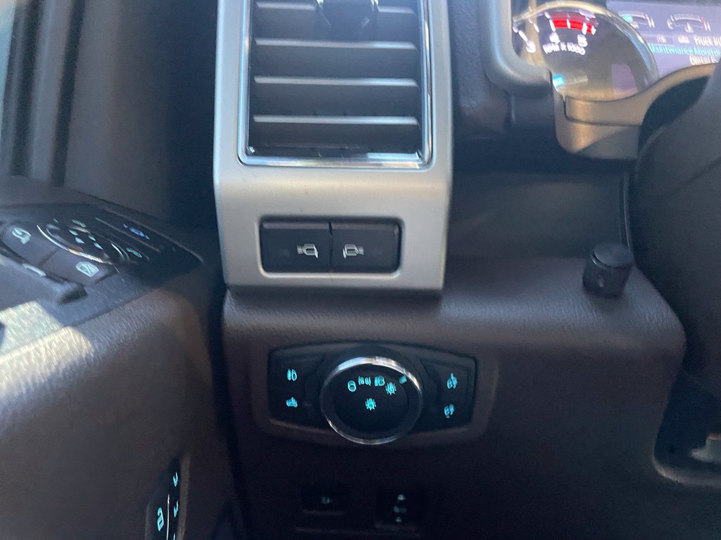 Used 2020 Ford F250 King Ranch w/ King Ranch Ultimate Package AWD/4WD image 15