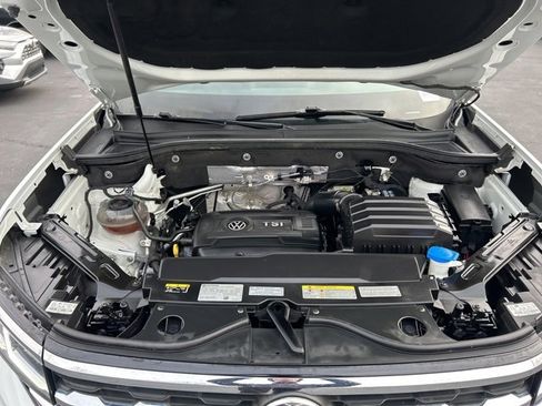 Used 2022 Volkswagen Atlas SEL image 3