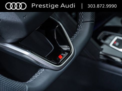 New 2025 Audi SQ5 Prestige image 28