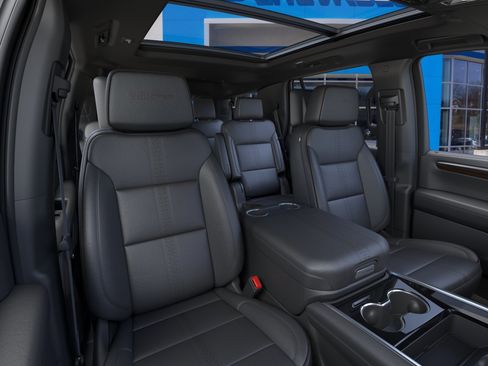 New 2026 Chevrolet Tahoe High Country AWD/4WD image 18