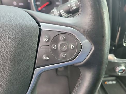 Certified 2023 Chevrolet Traverse LT image 28