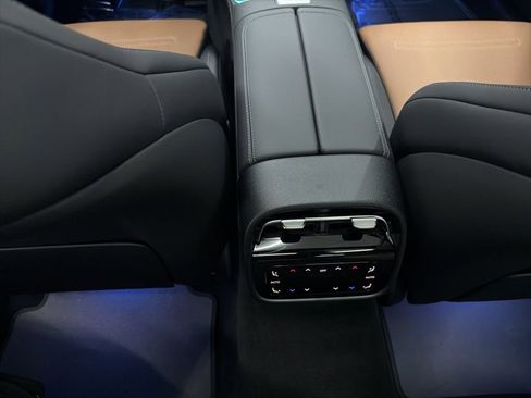 New 2026 Mercedes-Benz E 53 AMG e 4MATIC Sedan image 23