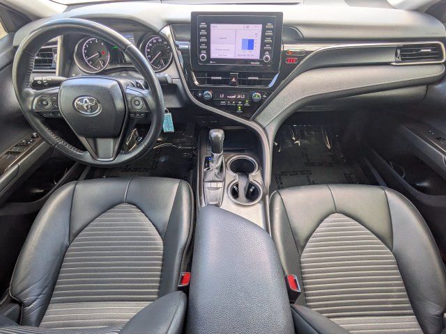 Used 2024 Toyota Camry SE FWD image 14