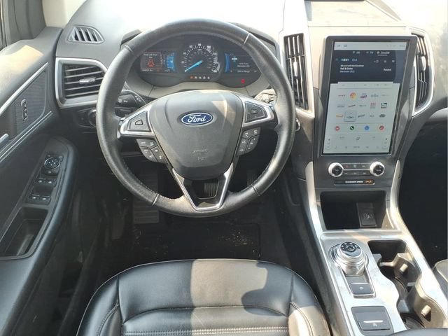 Used 2024 Ford Edge SEL AWD/4WD image 5