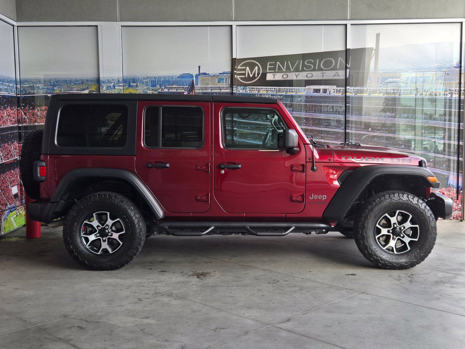 Used 2021 Jeep Wrangler Unlimited Rubicon AWD/4WD image 4