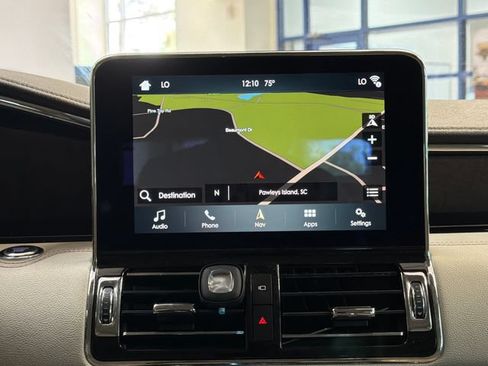 Used 2019 Lincoln Navigator Reserve AWD/4WD image 21