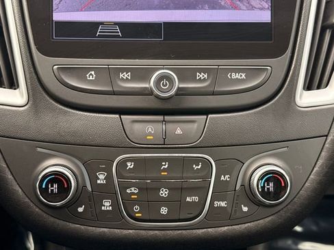Used 2024 Chevrolet Malibu LT FWD image 34