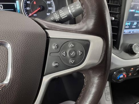 Used 2018 GMC Acadia SLT image 17