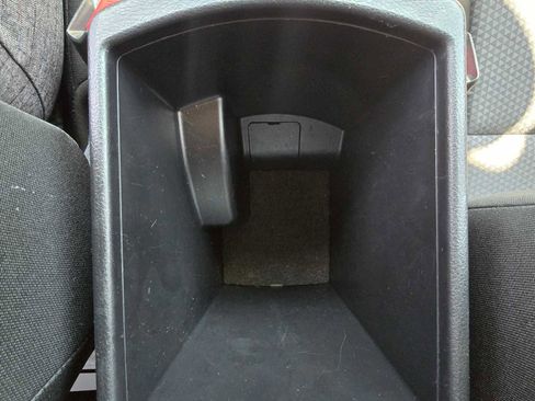 Used 2023 Kia Soul LX FWD image 33