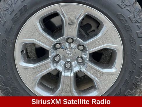 Used 2019 RAM 1500 Big Horn AWD/4WD image 10