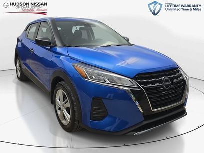 Used 2025 Nissan Kicks Play S