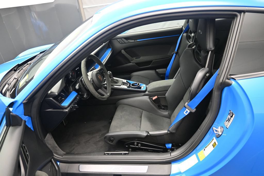 Used 2022 Porsche 911 GT3 RWD image 6