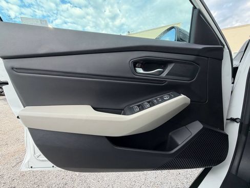 Used 2025 Honda Accord SE image 20