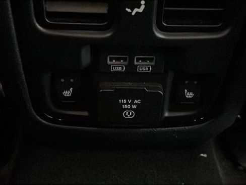 Certified 2025 Dodge Durango R/T image 22