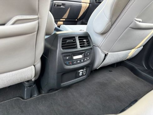 Used 2022 Honda Passport Elite image 16