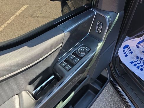 Used 2023 Ford F150 Lariat AWD/4WD image 14