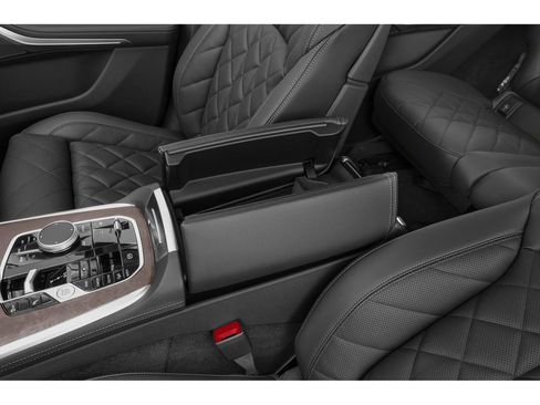 New 2026 BMW X7 xDrive40i AWD/4WD image 38