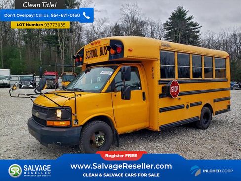 Used 2012 Chevrolet Express 3500 Extended w/ School Bus Package RWD image 3
