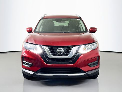Used 2020 Nissan Rogue SV FWD image 2