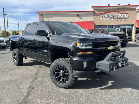 Used 2018 Chevrolet Silverado 1500 LT w/ Texas Edition image 2