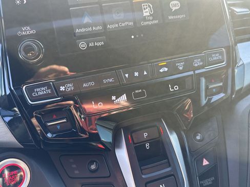 Used 2023 Honda Odyssey Sport image 17