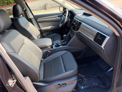 Certified 2023 Volkswagen Atlas SEL AWD/4WD image 22
