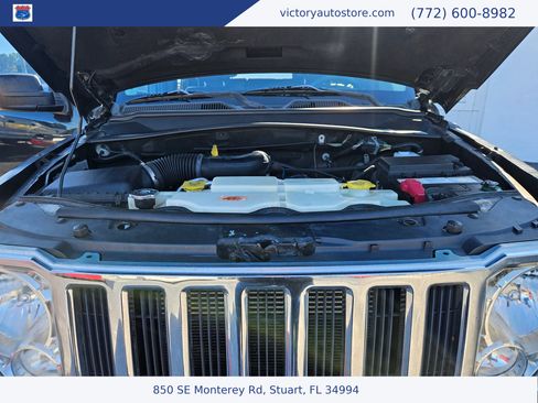 Used 2011 Jeep Liberty Limited w/ Comfort/Convenience Group image 43