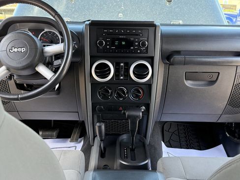 Used 2010 Jeep Wrangler Unlimited Sahara w/ Dual Top Group image 10