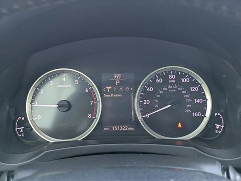 Used 2016 Lexus IS 200t image 10