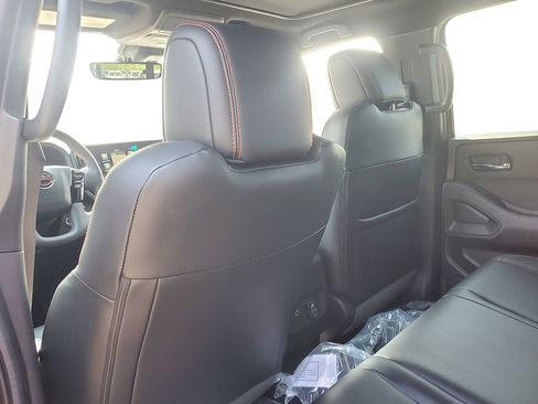 New 2025 Nissan Frontier PRO-4X w/ Pro Premium Package image 15