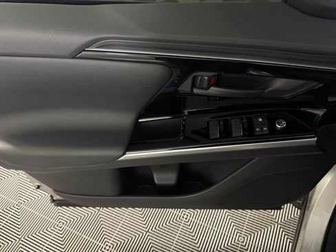 Used 2025 Toyota bZ4X FWD w/ Weather Package image 24