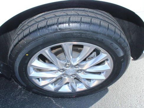 Used 2021 Buick Enclave Premium w/ Experience Buick Package image 8